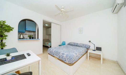 Resale - Apartments -
Torrevieja - Centro - Torrevieja