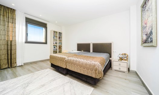 Resale - Luxury Villas -
Torrevieja - Los Balcones - Torrevieja