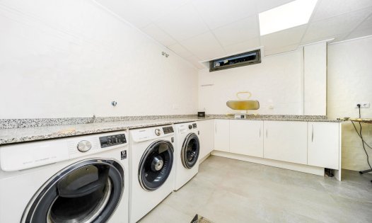 Resale - Luxury Villas -
Torrevieja - Los Balcones - Torrevieja