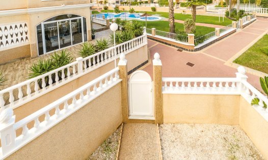 Videresalg - Rekkehus -
Orihuela Costa - ZENIAMAR