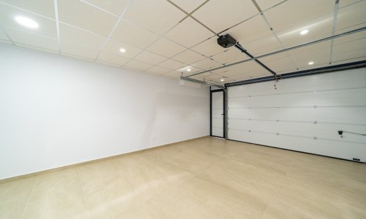 Resale - Villas -
Orihuela Costa