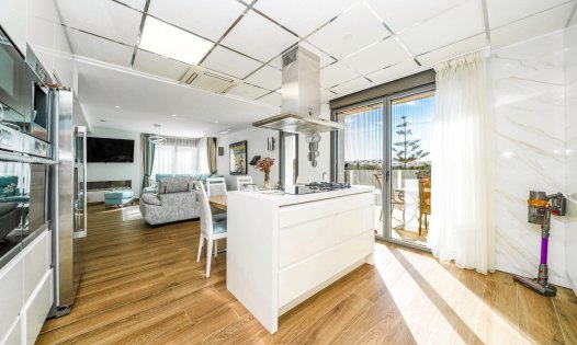 Herverkoop - Luxe villa's -
Torrevieja - Los Balcones - Torrevieja