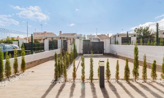 Resale - Luxury Villas -
Cartagena - La Manga