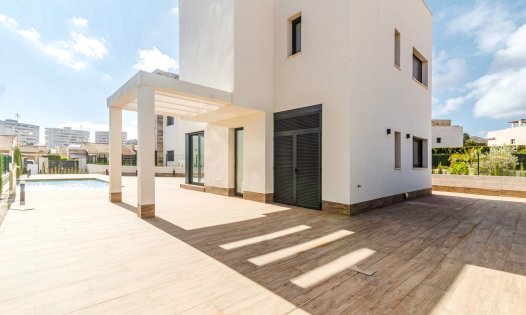 Resale - Luxury Villas -
Cartagena - La Manga