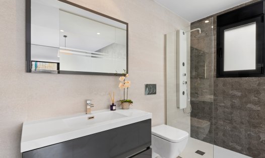 Återförsäljning - Bungalows -
San Miguel de Salinas