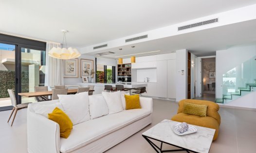 Resale - Luxury Villas -
Orihuela Costa - Aguamarina