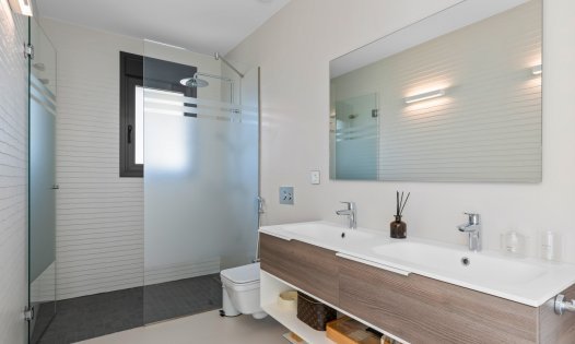 Resale - Luxury Villas -
Orihuela Costa - Aguamarina