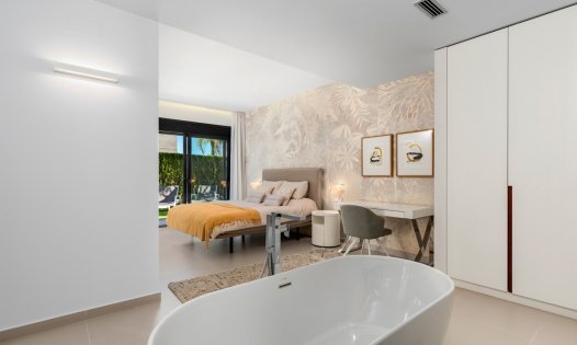 Resale - Luxury Villas -
Orihuela Costa - Aguamarina