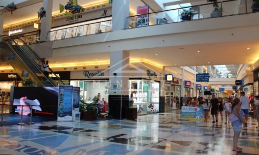 Återförsäljning - Villor -
Pilar de la Horadada - Mil Palmeras