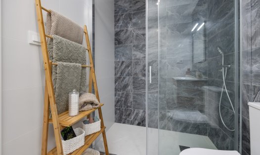 Wiederverkauf - Penthäuser -
San Miguel de Salinas