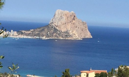 Resale - Luxury Villas -
Calpe