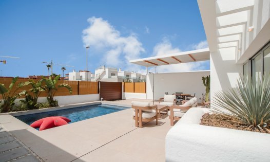 Återförsäljning - Villor -
Alcázares, Los - La Serena Golf - Los Alcázares