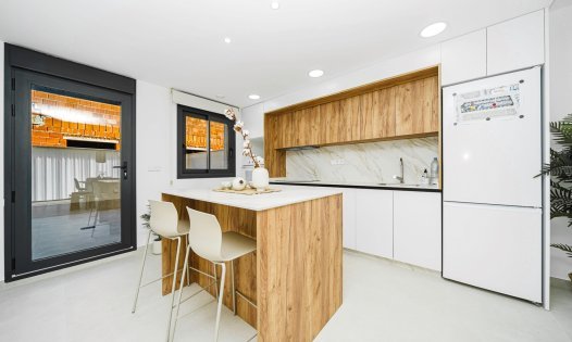 Resale - Villas -
Cox