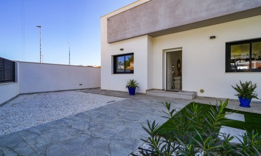 Resale - Villas -
Pilar de la Horadada - Pinar de Campoverde