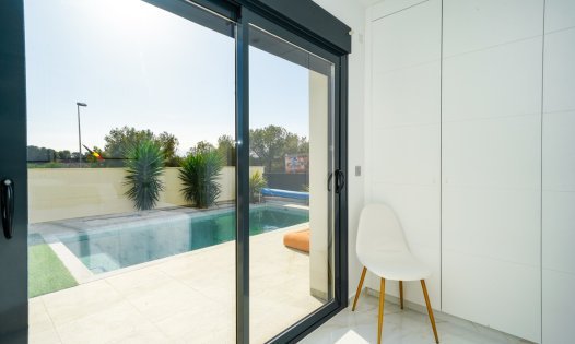 Resale - Villas -
Pilar de la Horadada - Pinar de Campoverde