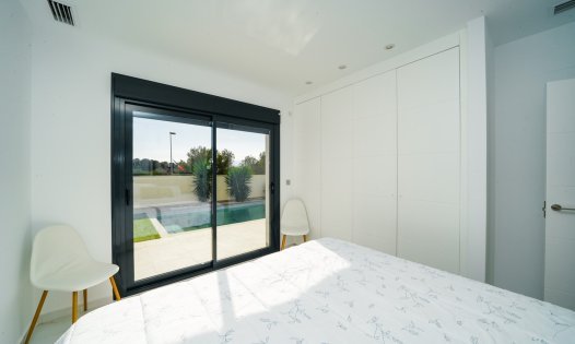 Resale - Villas -
Pilar de la Horadada - Pinar de Campoverde