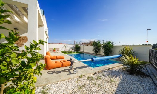 Resale - Villas -
Pilar de la Horadada - Pinar de Campoverde