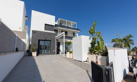 Segunda mano - Villas -
San Miguel de Salinas