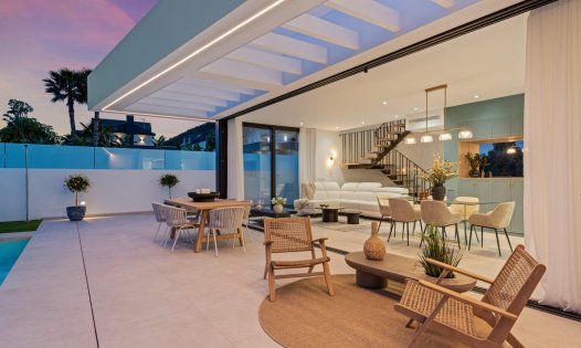 Resale - Villas -
Polop de La Marina 