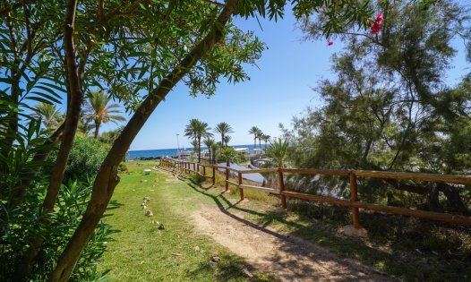 Resale - Apartments -
Orihuela Costa - Dehesa de Campoamor