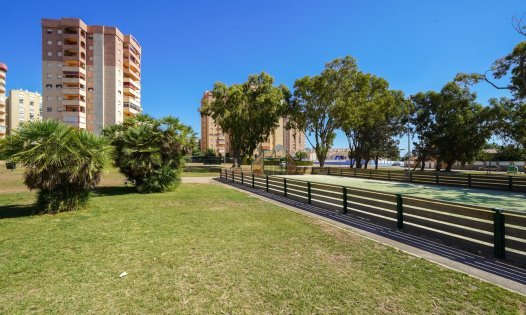Resale - Apartments -
Orihuela Costa - Dehesa de Campoamor
