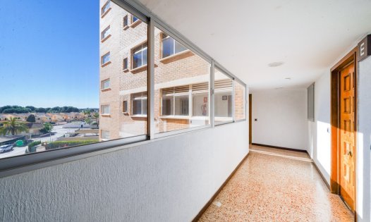Resale - Apartments -
Orihuela Costa - Dehesa de Campoamor
