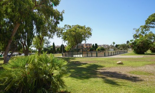 Resale - Apartments -
Orihuela Costa - Dehesa de Campoamor