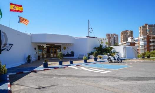Resale - Apartments -
Orihuela Costa - Dehesa de Campoamor