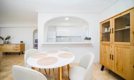 Resale - Apartments -
Orihuela Costa - Punta Prima