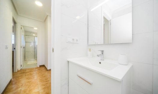 Resale - Apartments -
Orihuela Costa - Punta Prima