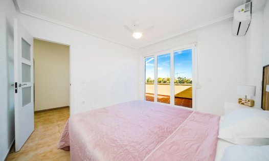 Resale - Apartments -
Orihuela Costa - Punta Prima