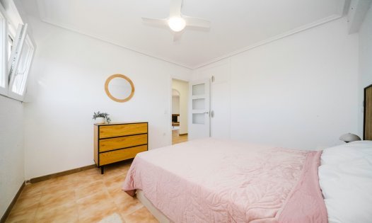 Resale - Apartments -
Orihuela Costa - Punta Prima