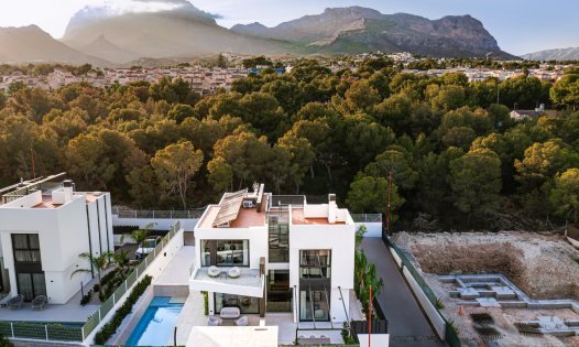 Resale - Luxury Villas -
Benidorm