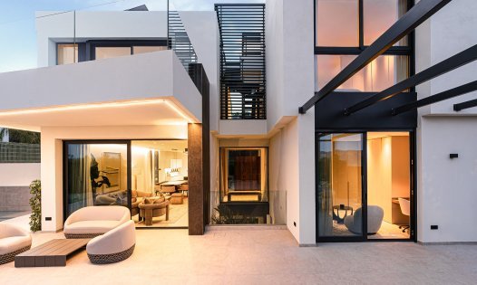 Resale - Luxury Villas -
Benidorm