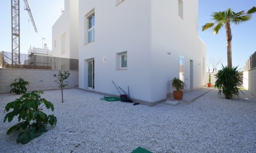 Resale - Villas -
Pilar de la Horadada