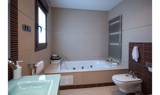 Herverkoop - Luxe villa's -
Murcia - Jerónimo y Avileses