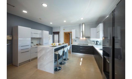 Herverkoop - Luxe villa's -
Murcia - Jerónimo y Avileses