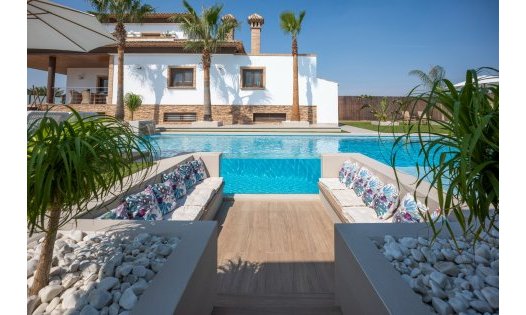 Herverkoop - Luxe villa's -
Murcia - Jerónimo y Avileses