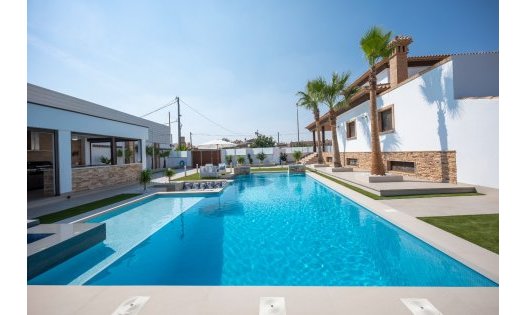 Herverkoop - Luxe villa's -
Murcia - Jerónimo y Avileses