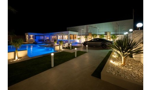 Herverkoop - Luxe villa's -
Murcia - Jerónimo y Avileses