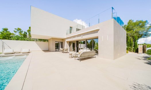 Återförsäljning - Lyxvillor -
Orihuela Costa - Las Colinas Golf