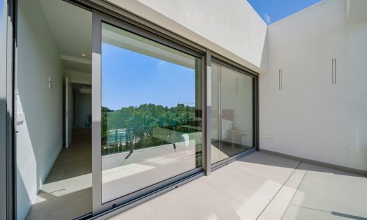 Återförsäljning - Lyxvillor -
Orihuela Costa - Las Colinas Golf