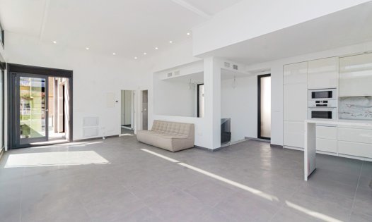 Resale - Villas -
Torrevieja - La Mata - Torrevieja