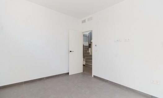 Resale - Villas -
Torrevieja - La Mata - Torrevieja