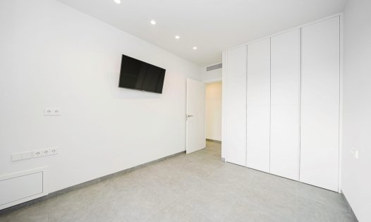 Videresalg - Luksusvillaer -
San Pedro del Pinatar