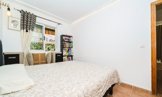 Resale - Apartments -
Torrevieja - Parque de las Naciones - Torrevieja