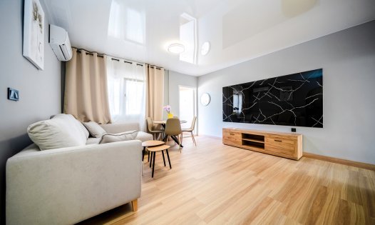 Resale - Bungalows -
Orihuela Costa - Villamartín