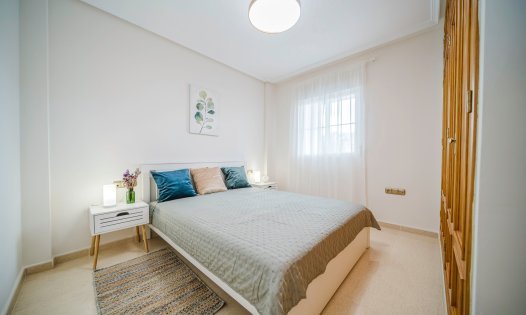 Resale - Apartments -
Orihuela Costa - Lomas de Cabo Roig