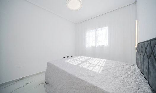 Resale - Apartments -
Orihuela Costa - ZENIAMAR