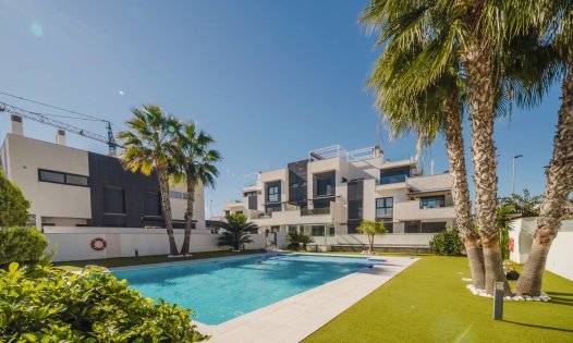 Resale - Terraced Houses -
Pilar de la Horadada - Torre de la Horadada